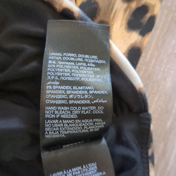 Bebe Crop Top Womens Size Large Y2k Mob Wife - Picture 6 of 6